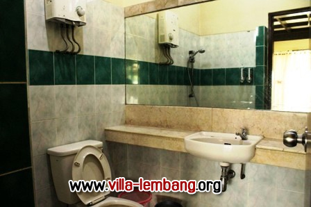 villa istana bunga, villa di lembang