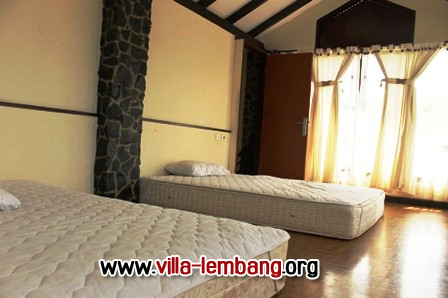 villa istana bunga, villa di lembang