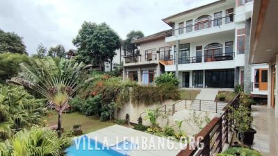 Rekomendasi Villa Istana Bunga Lembang untuk Rombongan 40 Orang fasilitas lengkap